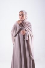 Cloché Abaya (warm Beige) - Image 2