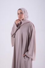 Cloché Abaya (warm Beige) - Image 5