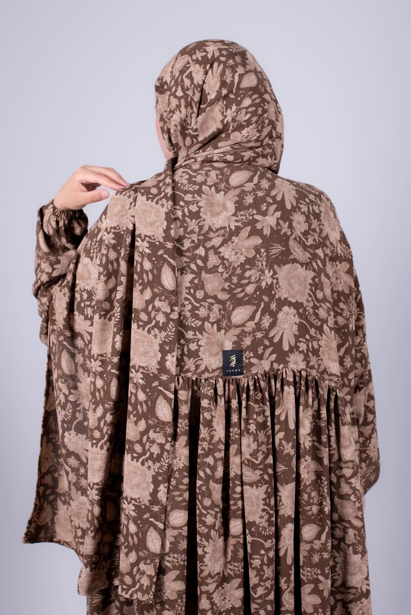 Floral Mocha Isdal