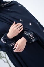 Floral Isdal_Dark Blue - Image 5